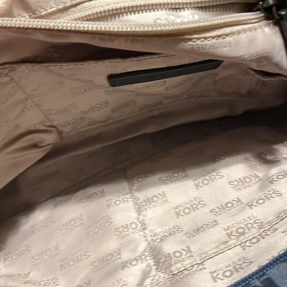 Michael Kors Handbag- authentic - Picture 6 of 9